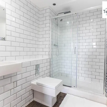Marigold At Telly Homes: With Wifi * Birmingham
